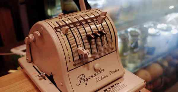 大数据包含设备数据的行业文章