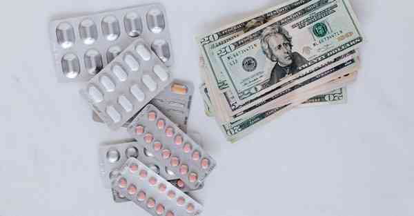 智能小宝机器人充电，智能小宝机器人充电怎么充