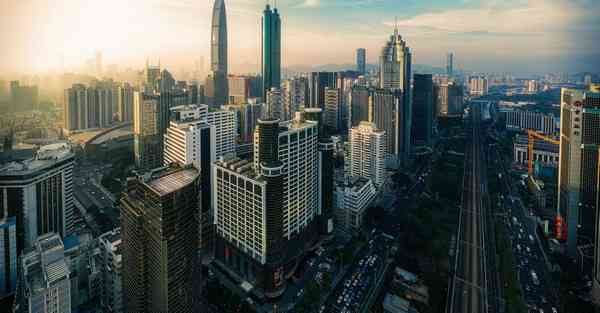 大数据包含设备数据的行业文章