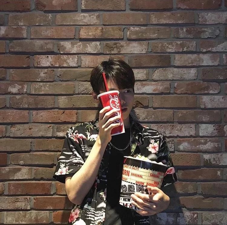 万静善星