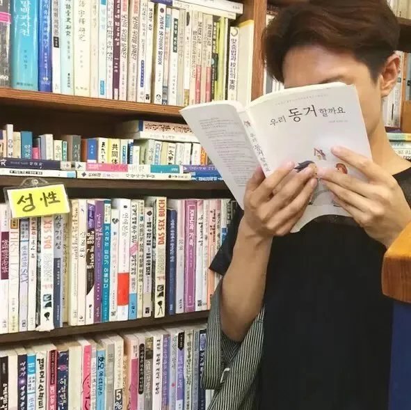 夏侯时发伊