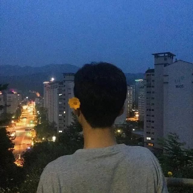 朱真阅旭