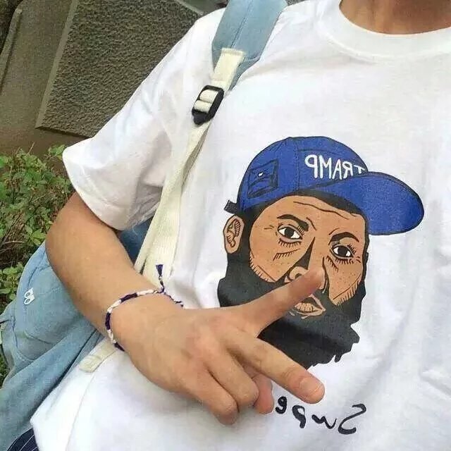 殷园环烁